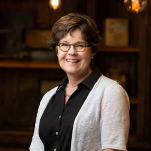 Photo of Suzanne Simmons